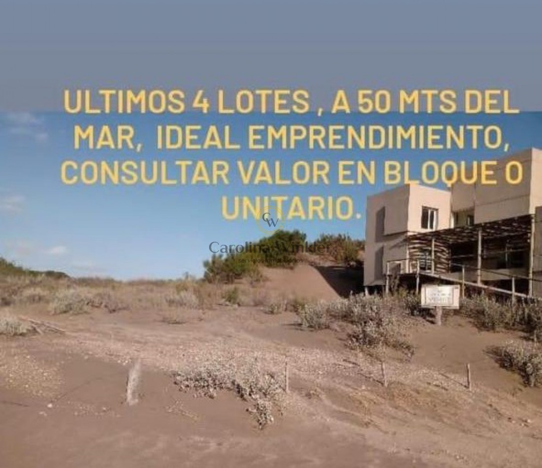 Lote a metros del mar.