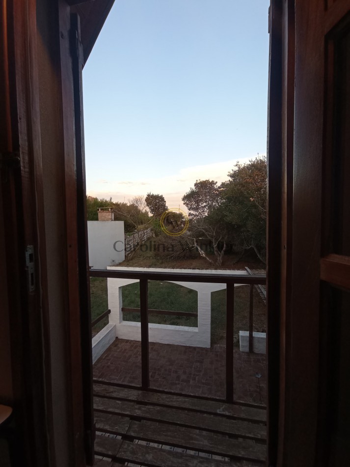 CASA ALPINA A METROS DEL MAR