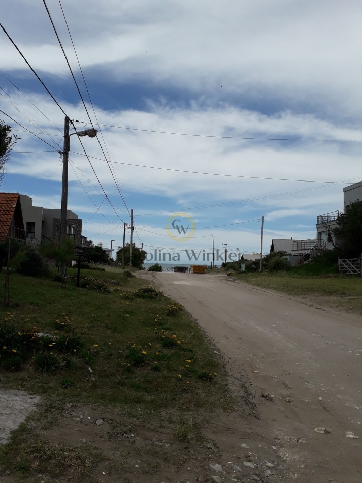 Terreno 100 metros del mar