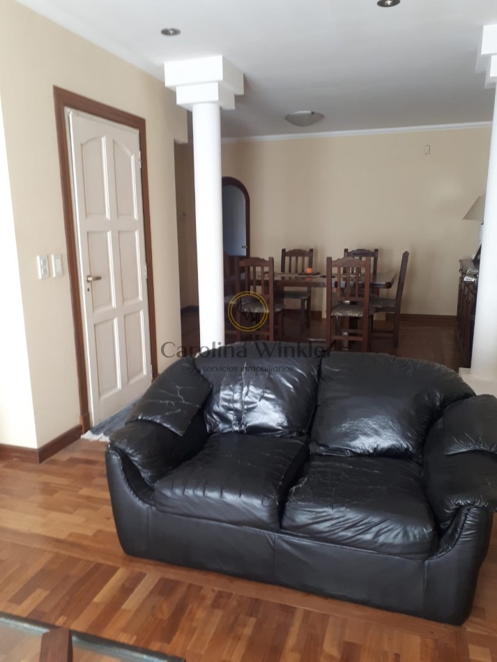 Propiedad a la venta con pileta.