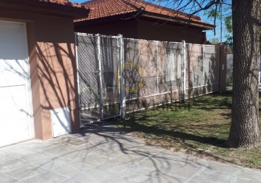 Propiedad a la venta con pileta.