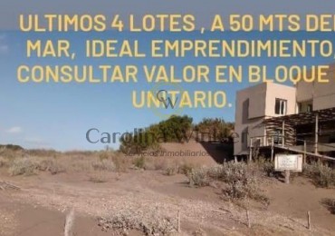 Lote a metros del mar.